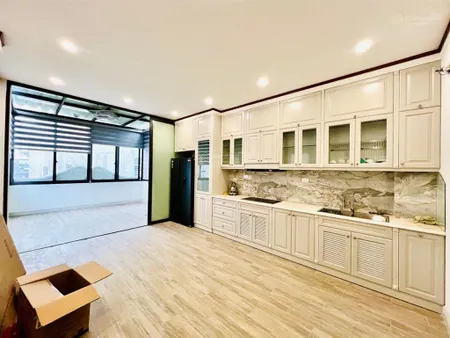 Siêu hiếm phân lô lê văn lương ô tô tránh bàn giao thô 4 tầng 100m2 x mặt tiền 6,6m x 30 tỷ
