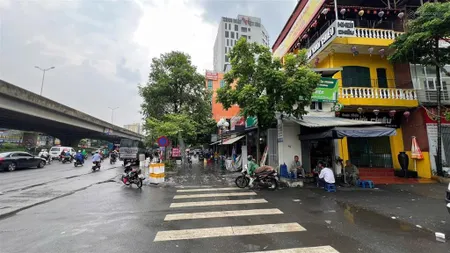 Bán nhà ngã tư phố khuất duy tiến nguyễn trãi. ôtô tránh, kinh doanh dòng tiền