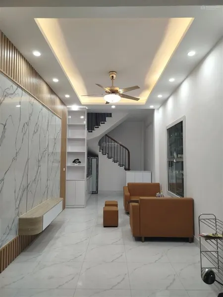 Bán nhà riêng hoàng văn thái, tx, dt30m2, vài bước ra mặt phố, dân xây, ngõ thông