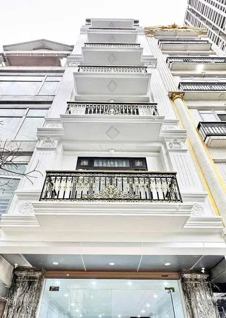 Bán nhà phố yên hoà, cầu giấy 7 tầng thang máy xây mới tâm huyết, ngõ đẹp, mặt tiền rộng hơn 8 tỷ