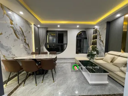 Bán gấp nhà yên hoà cầu giấy 5t dt30m2 mt4.95m 8.35 tỷkinh doanhsổ đỏ chính chủ