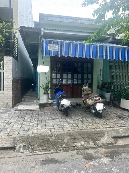 Bán nhà mặt tiền đường nguyễn khang dt 95m2 chính chủ