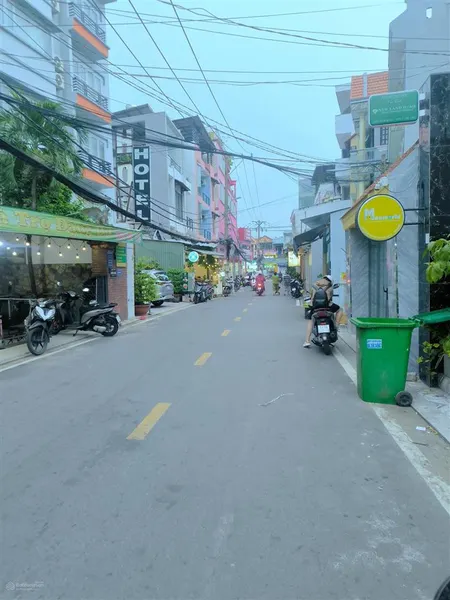 Cần bán gấp căn góc mặt tiện đường số p.tân thuận tây gần chợ cxnh giá hấp dẫn