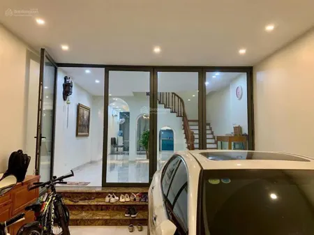 Bán liền kề ngô thì nhậm 60m2 5 tầng mt 5m vỉa hè 2 bên quanh 15 tỷ