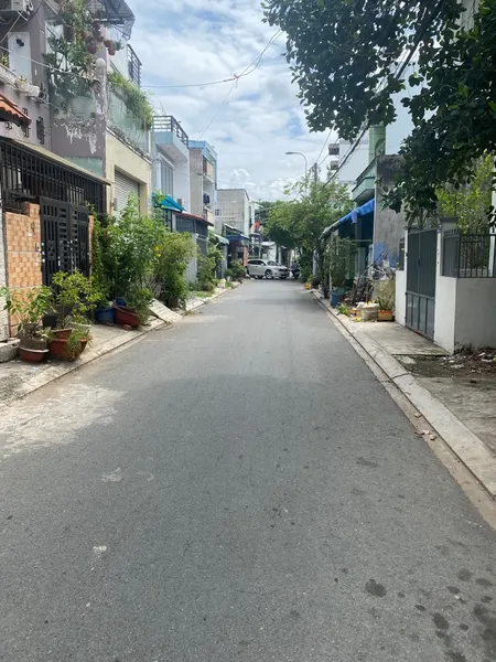 Bán nhà 4 Tầng Mặt Tiền Đường Số 11 an  An Lạc Bình Tân