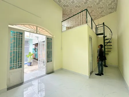 Bán nhà 57,8m² ngang 8m giá 1.85 tỷ Phường Thủ Dầu Một 0815422197