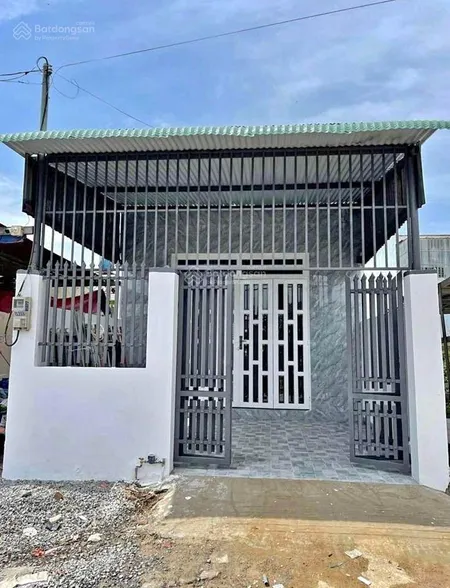 Nhà trung tâm thị xã trảng bàng, 450tr/120m2 nhà cấp 4 sổ riêng