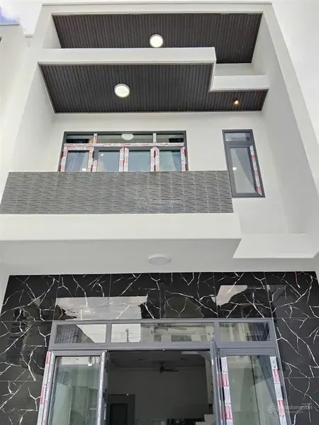 Nhà sr tân vĩnh hiệp mới 100%3 phòng ngủ. giá 2.5 tỷ