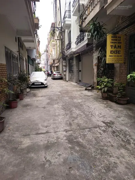 Bế văn đàn, phân lô, ô tô. trung tâm. gần trường, chợ, bệnh viện hà đông. dt 57m2 giá 8,2 tỷ