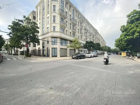 Bán nhà phân lô vạn phúc, hà đông, vỉa hè ô tô tránh đỗ, gần kđt him lam, 60m2, 15.5 tỷ