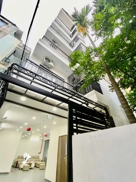 Bán nhà căn hộ dịch vụ võng thị, 7 tầng, 19 phòng khép kín, nội thất xịn, view hồ tây