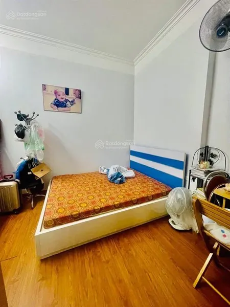 Nhà đẹp thạch bàn ô tô ngủ trong nhà gần aeon và cầu vĩnh tuy