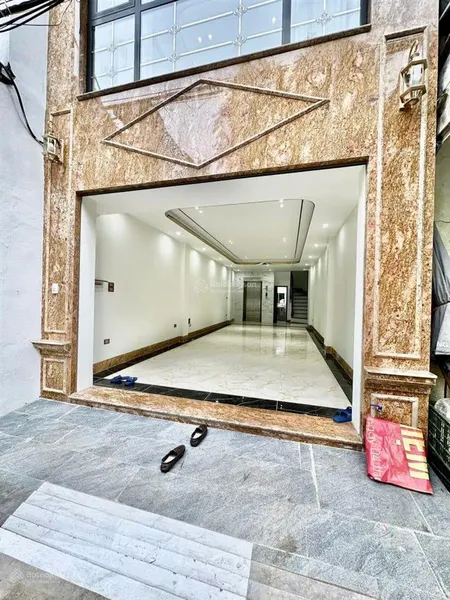 Bán nhà ngọc lâm, 7 tầng, thang máy, vỉa hè, kinh doanh đa dạng, nội thất sang xịn, chỉ 21 xtỷ