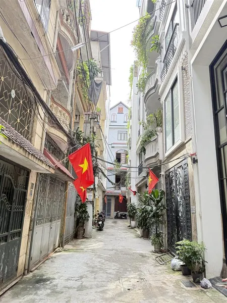 Bán nhà thái hà 42m4 tầng phân lô quân đội . 2 thoáng ,ngõ ô tô, khu dân trí cao, kg quy hoạch