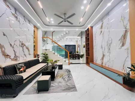 Cực gấp! phố yên lãng, lô 3 thoáng, gần phố, ngõ thông tứ phía, ô tô đỗ cổng, dt 42m2*5t