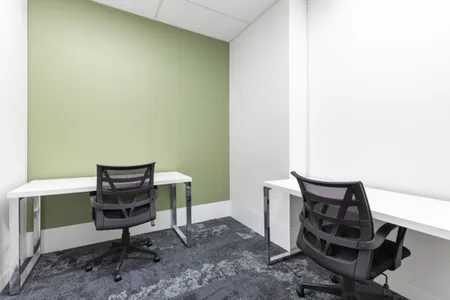 Trọn gói quyền sử dụng không gian văn phòng chuyên nghiệp cho 1 người tại Regus The Sun Building