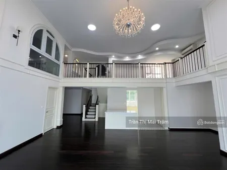 Bán nhanh căn duplex 350m2, 6pn, 1 kho, ntcb bán chỉ 25.5 tỷ bao thuế phí, vista verde