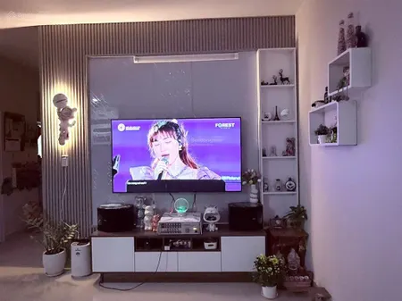Bán căn hộ oriental plaza, 2pn , 2wc , 78m2 , có sổ , giá 3.8 tỷ , 0908 435 ***