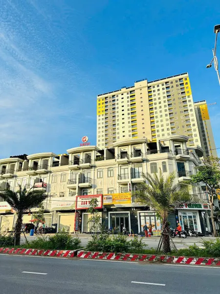 Bán nhà phố Bcons City, xd 4 tầng, mặt tiền đường Thống Nhất, Dĩ An, sổ hồng riêng, 8,270 tỷ