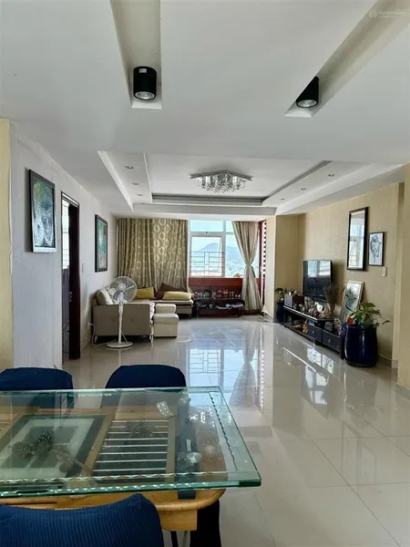 Chính chủ bán căn chung cư 118m2 tầng 14 số 6 bãi dương 44 tr/m2, 3pn, 2wc, 1 phòng khách 1 bếp