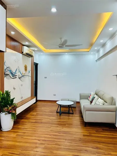 Bán ch 2pn toà b11 nam trung yên, 59m2, sổ đỏ giá 4,7 tỉ