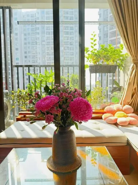 Chính chủ cần bán nhanh 2pn2wc t8/25 3.5x tỷ tặng lại nội thất dễ dàng cho thuê nhanh. có sổ.