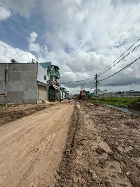 BÁN ĐẤT THỔ CƯ MẶT TIỀN KÊNH – XUÂN THỚI SƠN, HÓC MÔN