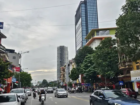 Bán 109m đất sẵn nhà 3 tầng. Phố vũ cạnh vinpearl. Mặt đường trần hưng đạo. Phường võ cường bắc ninh