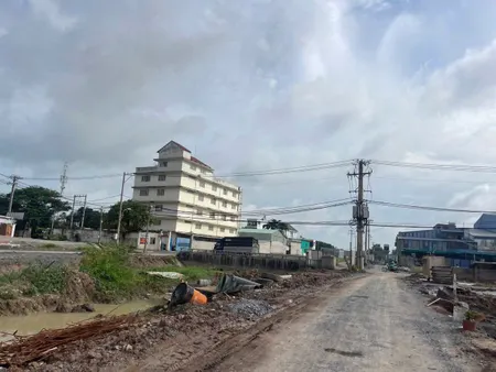 Bán đất mặt tiền 16x63m giá 24 tỷ Đường Kênh Tiêu