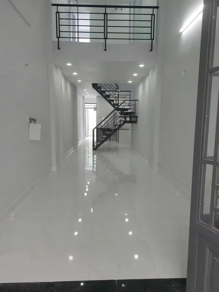 NHÀ 2 TẦNG 56M2 HẺM XE HƠI, NGAY ĐƯỜNG SONG HÀNH. KHU ẨM THỰC PHỐ ĐÊM HÓC MÔN SẦM UẤT.