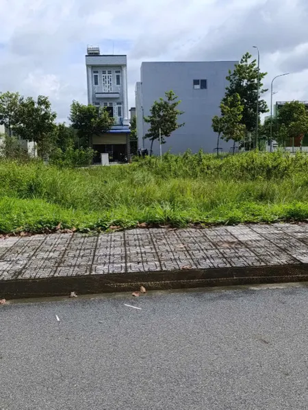 Bán đất 70.4m² ngang 5m giá 1.33 tỷ Phường Vĩnh Tân