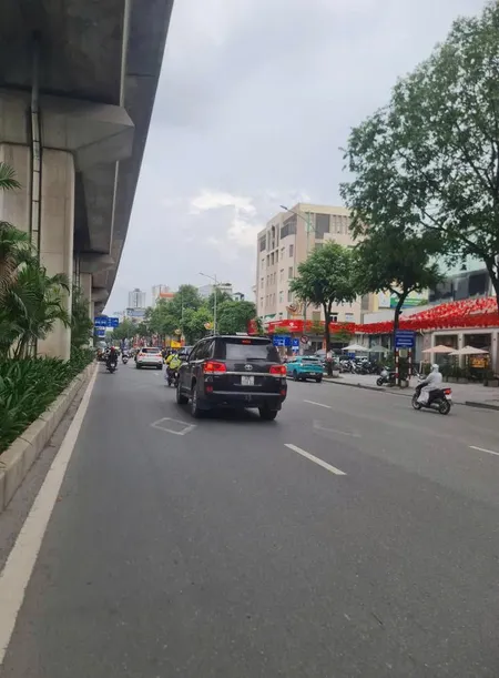 NHÀ ĐẸP - GIÁ TỐT - Vị Trí Đắc Địa Tại Phố Quang Trung, Hà Đông, Hà Nội