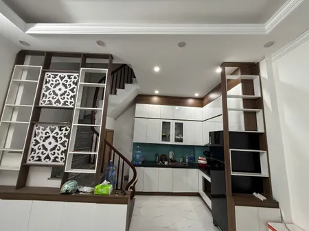 Cho thuê nhà nguyên căn mới ngõ 276 Định Công, 35m2 x 5 tầng, 3 ngủ khép kín.
 12tr5
