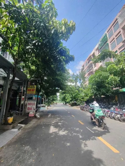 Bán nhà mặt tiền đường DC9, gần Aeon, Lê Trọng Tấn, 4x20m, 4 Tầng - 4PN, 11,5 tỷ