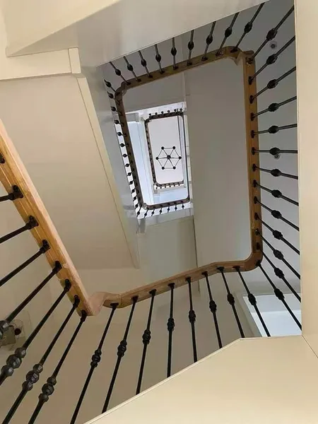 Nhà mình cho thuê nhà mới, hai cửa đi, Đội Cấn; vỉa hè 94m2* 5T- 30 Tr