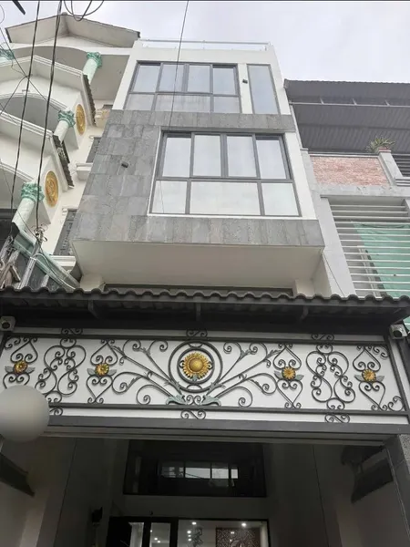 Bán nhà 5 Tầng HXH Phạm Văn Bạch p15 Tân Bình