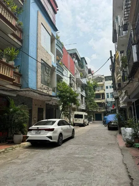 🌟 QUAN TÂM- BÁN NHÀ PHỐ GIÁP BÁT – Ô TÔ VÀO NHÀ – 48m² × 6 TẦNG – SĐCC. Giá Tốt
