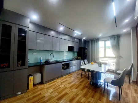 Siêu phẩm lô góc Hoàng Hoa Thám – 55m² 4 tầng, MT 6m – Nhà đẹp full nội thất, chỉ 8.6 tỷ! lh 0975124520