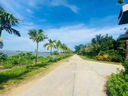 Lô 2 mặt tiền view sông thoáng cách phố cổ hội an chỉ 10p