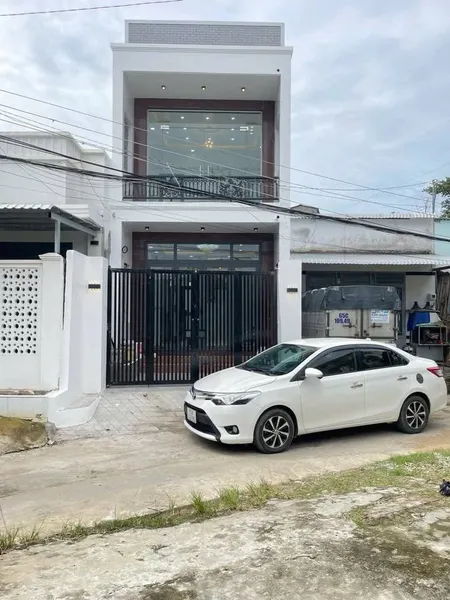 Chính chủ bán nhà MT 2 tỷ 2, gần trường TH Long Trạch 1, sổ hồng riêng