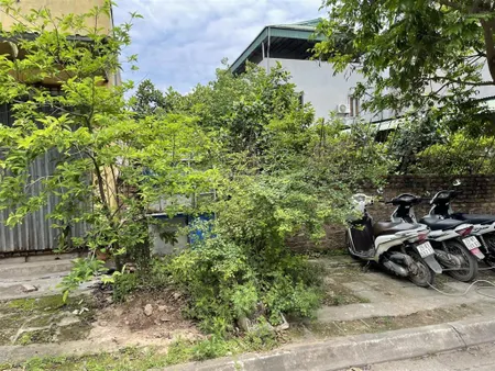 Bán lô đất 120m2 tại khu tđc đông dư, mặt tiền 7m cực đẹp, pháp lý chuẩn, giá tốt.