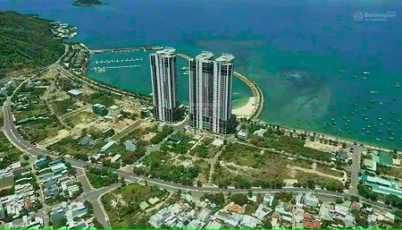 Mặt tiền đường xuân thuỷ, bt vĩnh hoà giá 52tr/m2