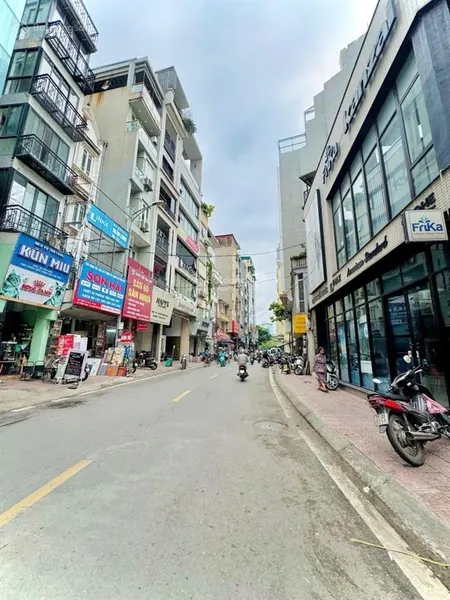 Hiếm đất hào nam ô tô đỗ cửa thông số hoa hậu 20m mặt phố 83m2, mt 8.3m, 17.5 tỷ