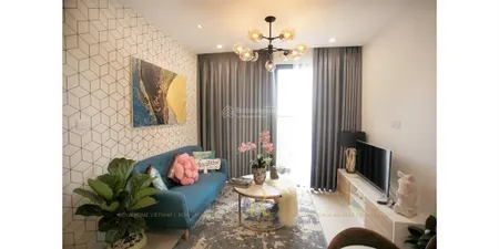 Ban công đông nam gia đình cần bán căn hộ 2pn sẵn sổ, full đồ nội thất tại tòa b1 roman plaza