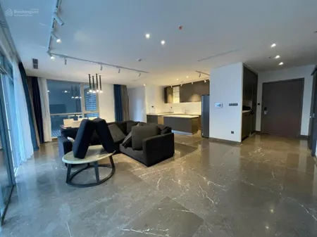 Bán 4 phòng ngủ penthouse vinhomes central park căn diện tích lớn