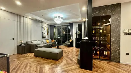 Chính chủ cần bán gấp căn 3 ngủ mỹ đình plaza 2 nguyễn hoàng, dt 105m, giá 8 tỷ, sẵn sổ full đồ