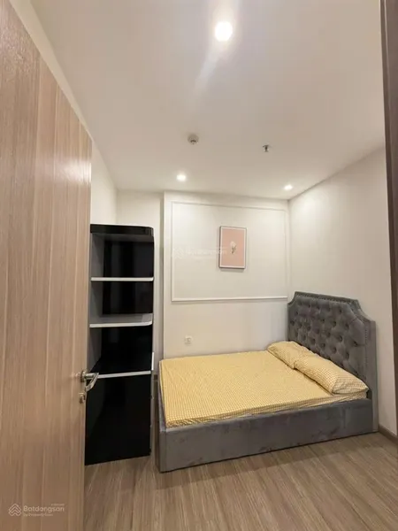 Bán căn hộ 2pn1wc tòa s2.18 tầng cao đẹp hướng mát giá rẻ bất ngờ.