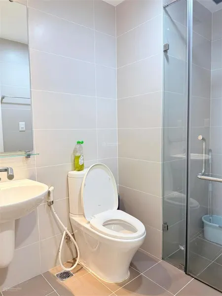 Căn mới giá thương lượng t1 2pn 6.8 tỷ view nội khu vincom thảo điền dễ xem nhà 0901 495 ***