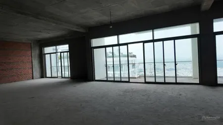 Cần bán căn hộ penthouse an gia skyline 139m2, giá 5,5 tỷ. view trực diện sông, rất thoáng