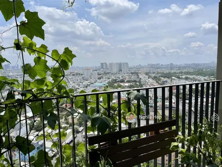 Bán căn hộ sân vườn tại the pegasuite, 75m2 2pn, 2wc, có nội thất, view quận 1
